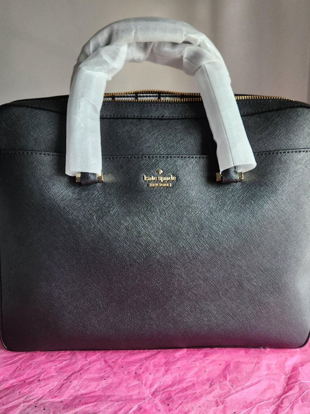 Kate Spade Black Saffiano Crossbody Laptop Bag NWOT - Picture 3 of 8